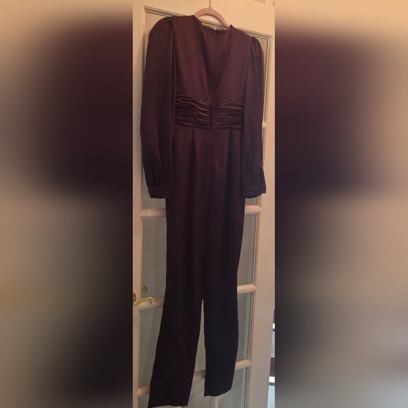 Mac Duggal Elegant Deep Purple/ Plum Plunge Neckline Satin Long Sleeve Jumpsuit - Picture 12 of 16